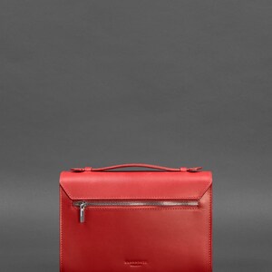 Elegant Red Leather Shoulder Bag