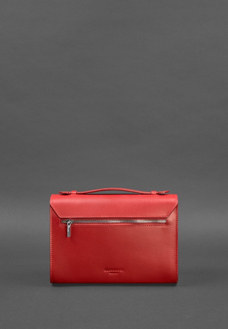 Elegant Red Leather Shoulder Bag