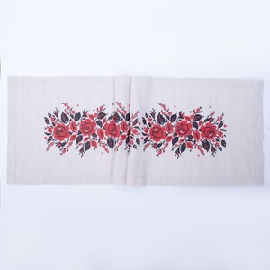 Linen embroidered beige floral runner, Folk set, Wildflowers linen table runner, Housewarming gift, Dining table runner, Easter table runner