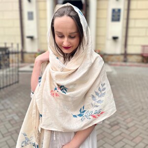 Embroidered сream рeadscarf for сhurch or liturgy