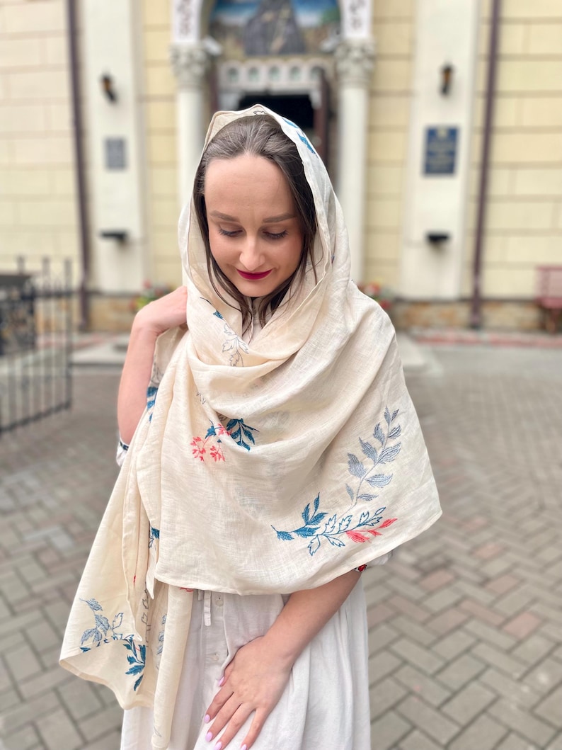 Embroidered сream рeadscarf for сhurch or liturgy