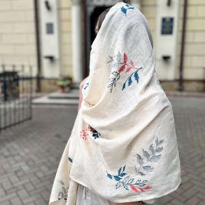 Embroidered сream рeadscarf for сhurch or liturgy