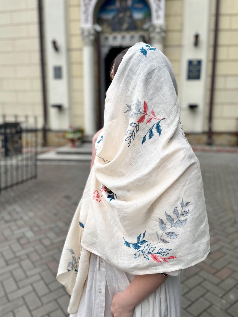 Embroidered сream рeadscarf for сhurch or liturgy