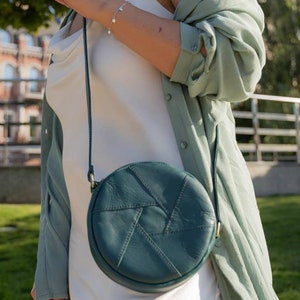 Round Teal Crossbody Bag Genuine Leather Circle Shoulder Bag Minimalist Zipper Purse Small Everyday Bag