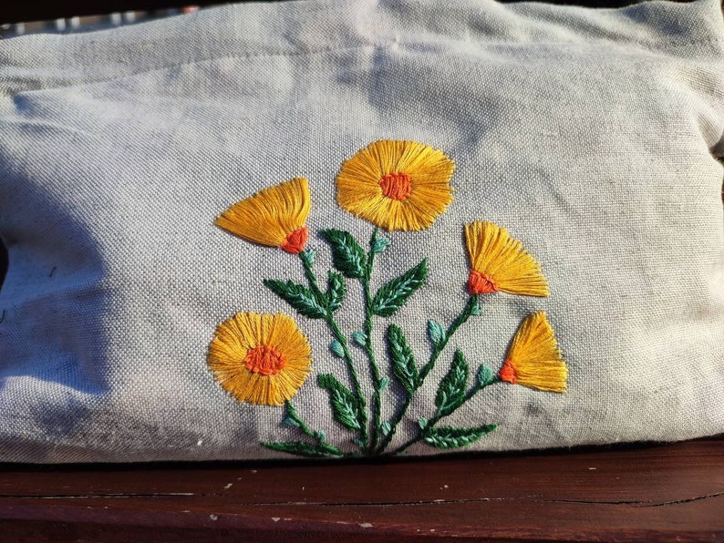 Hand Embroidered Hemp Pouch with Floral Motif, Small Hemp Crossbody Bag, Symbolic Botanical Design, Handmade Accessory