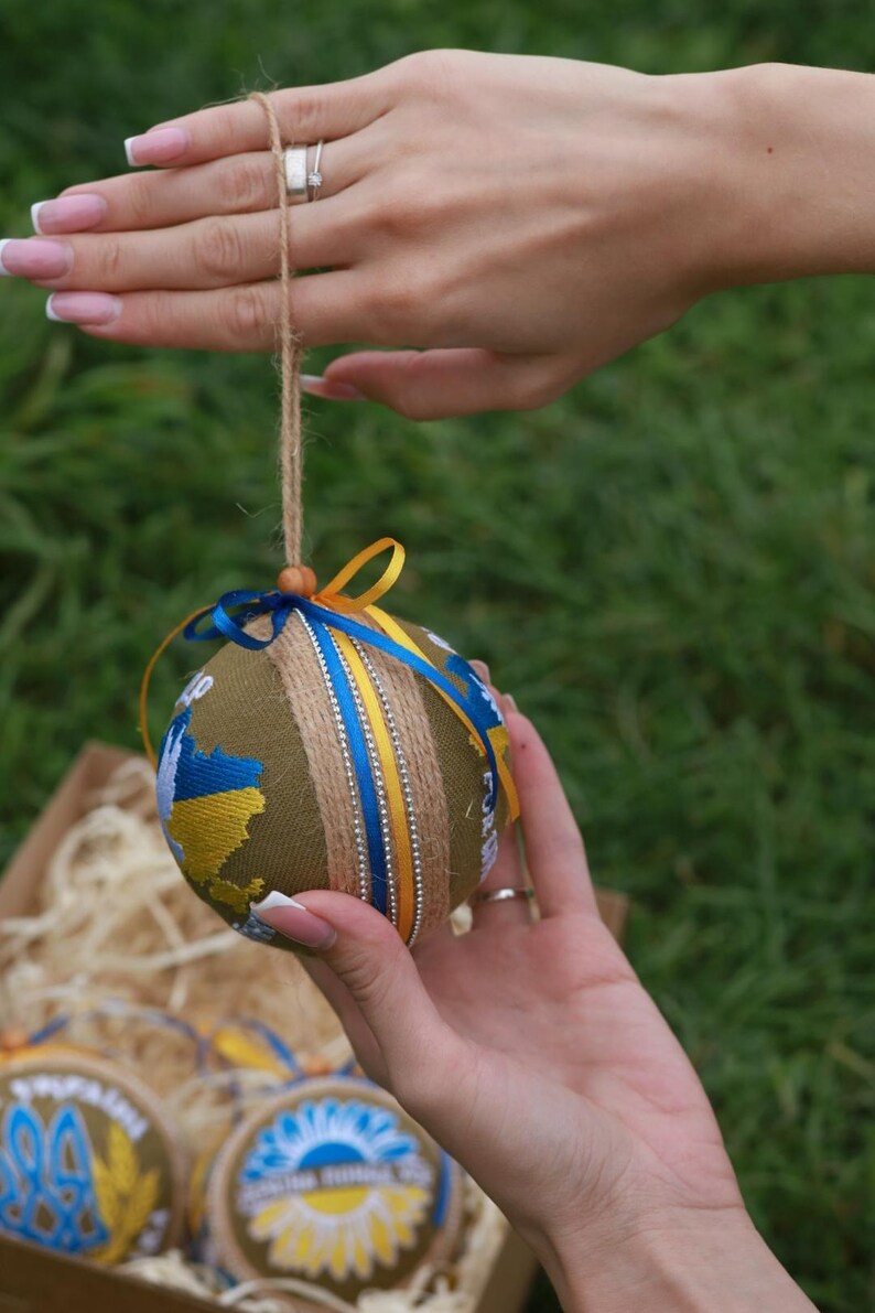 Ukrainian embroidered ornament set of 3, Blue yellow fabric ball baubles with jute hanger, Rustic gift box, Patriotic holiday decor