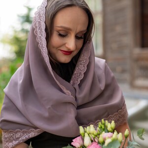 Elegant mauve chiffon mantilla with lace trim