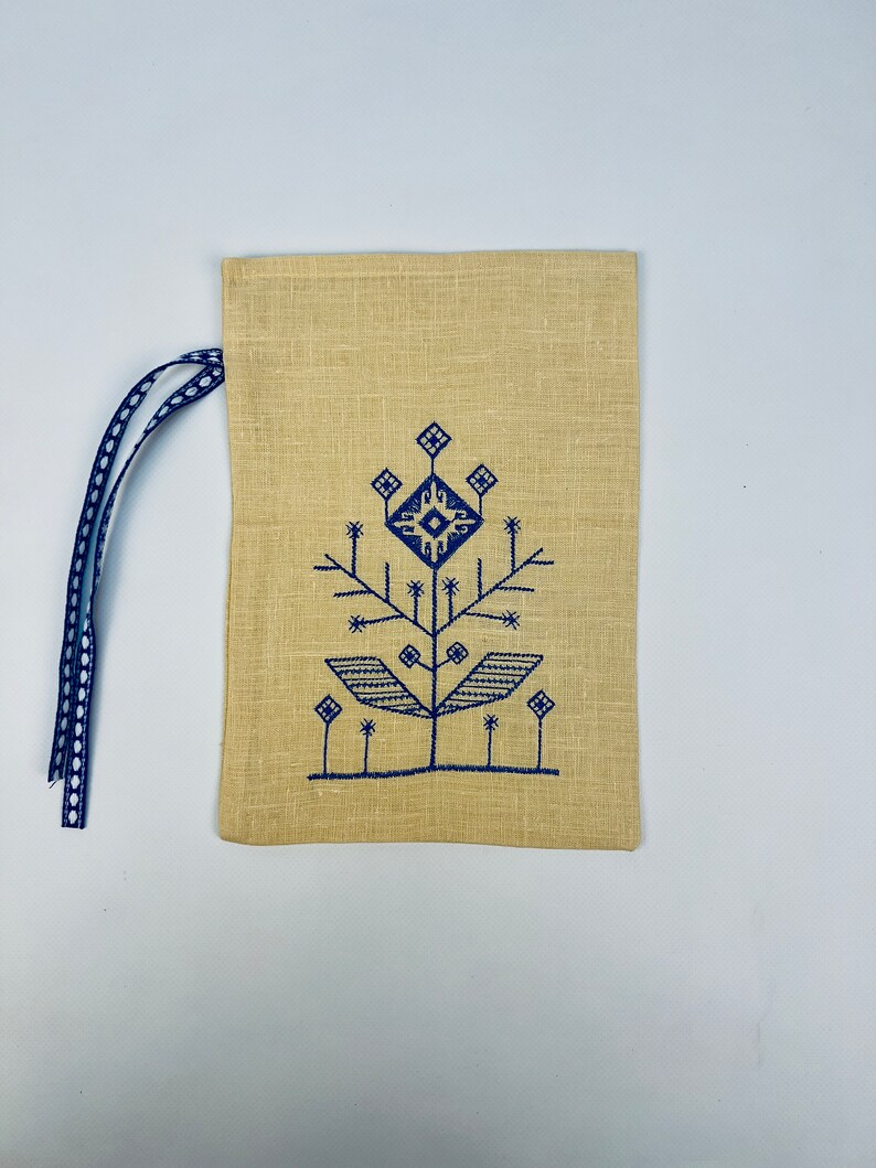Linen pouch with folk embroidery, Yellow burlap pouch, Gift storage bag, Easter reusable bag, Gift wrap bag, Easter packaging, Linen bag imagem 7