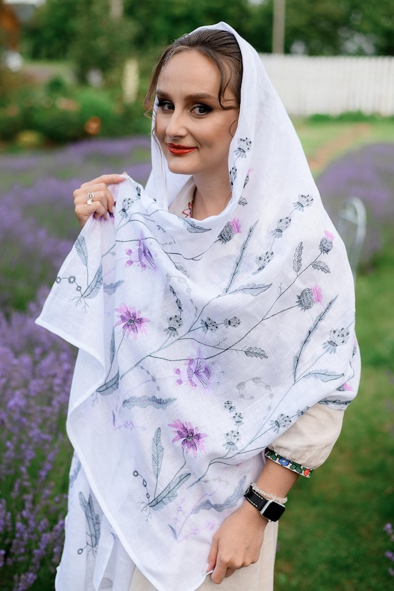 Elegant Embroidered White Linen Shawl With Lavender Floral Pattern