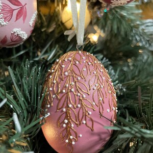 Hand painted decorative egg ornaments, Symbolic hanging decorations, Floral spring ornaments for home decor