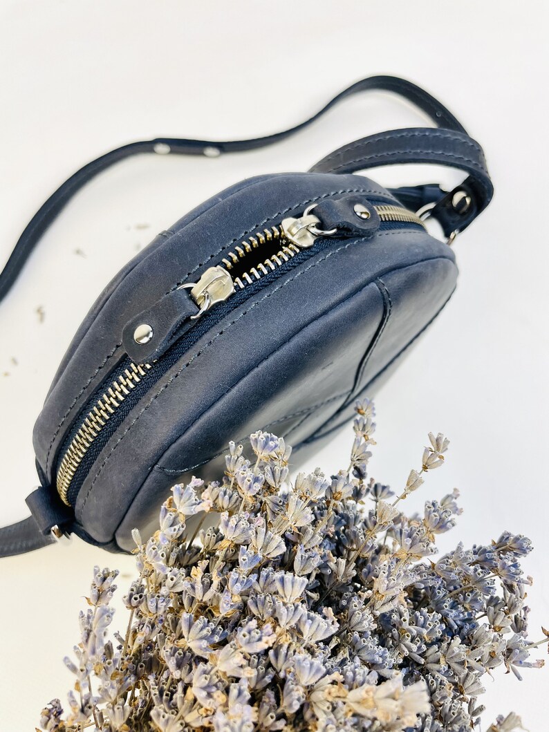 Chic leather cross-body bag