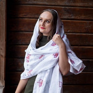 White linen scarf with pink floral embroidery
