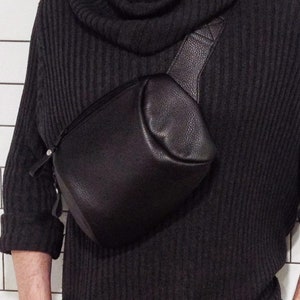 Handmade leather fanny pack