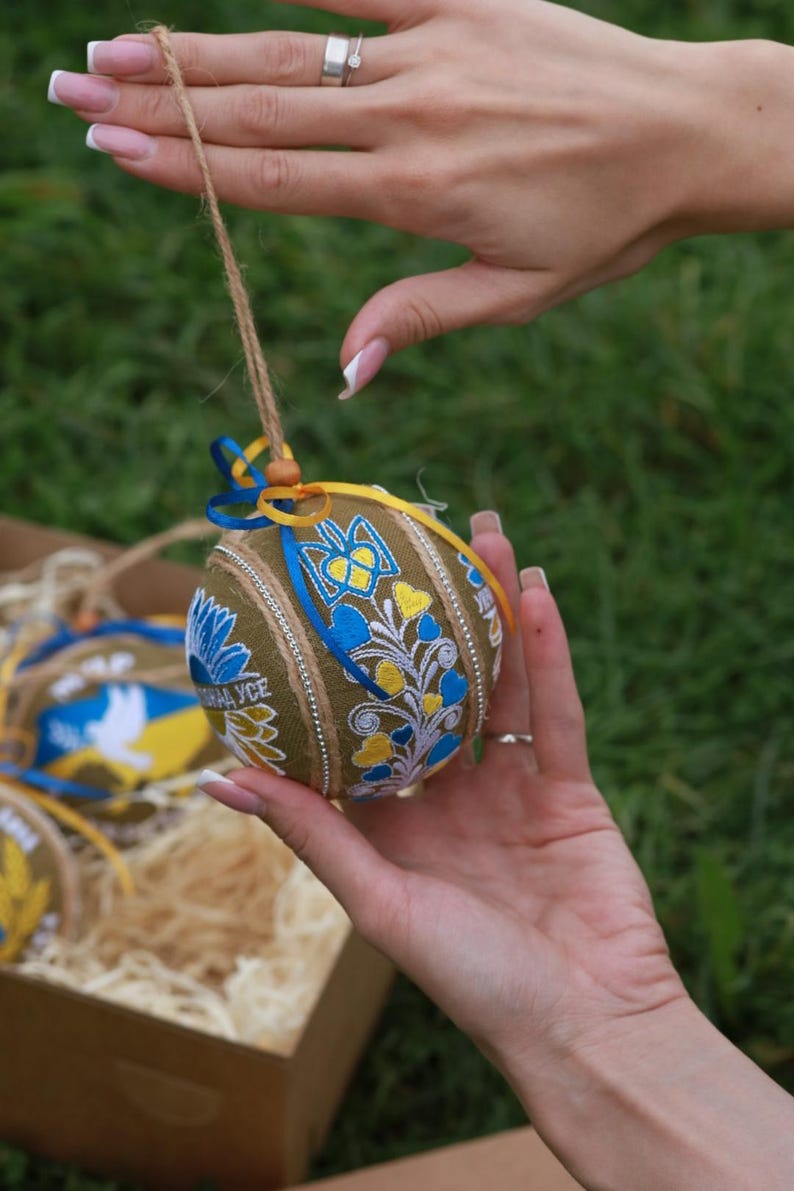 Ukrainian embroidered ornament set of 3, Blue yellow fabric ball baubles with jute hanger, Rustic gift box, Patriotic holiday decor