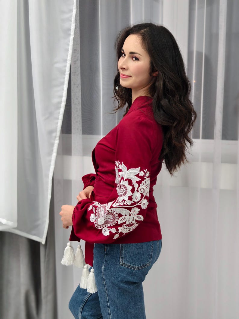 Women’s peasant linen top