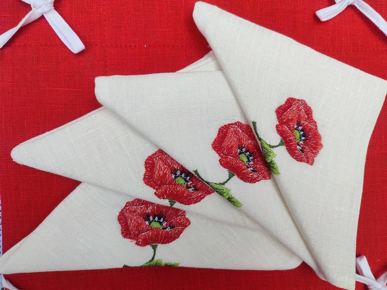 Set of embroidered linen napkins, Embroidered Poppies, Linen sugar bowl, Floral napkins, Size 40*40 cm, Botanical napkins set, White fabric image 6