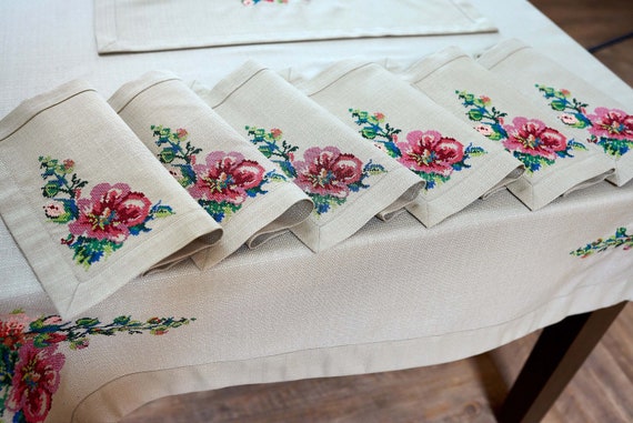 Servilletas bordadas de flores silvestres Juego de - Etsy España Servilletas bordadas de flores silvestres Juego de - Etsy España
