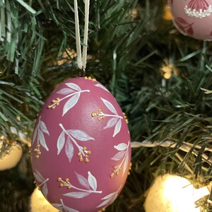 Hand painted decorative egg ornaments, Symbolic hanging decorations, Floral spring ornaments for home decor
