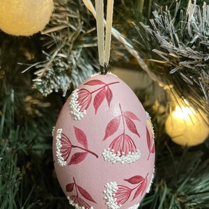 Hand painted decorative egg ornaments, Symbolic hanging decorations, Floral spring ornaments for home decor