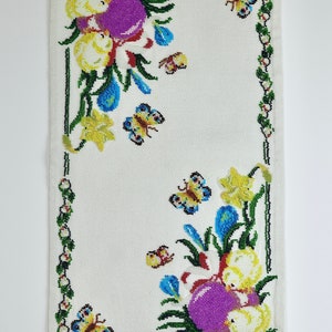 Hand Beaded Spring Basket Cover with Floral and Chick Design, Decorative Linen-Style Basket Liner