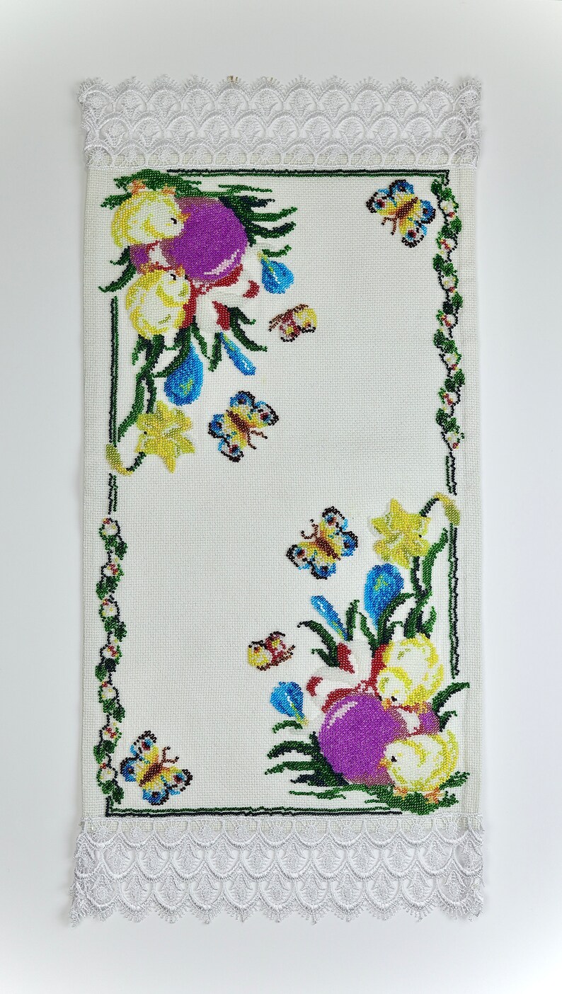 Hand Beaded Spring Basket Cover with Floral and Chick Design, Decorative Linen-Style Basket Liner