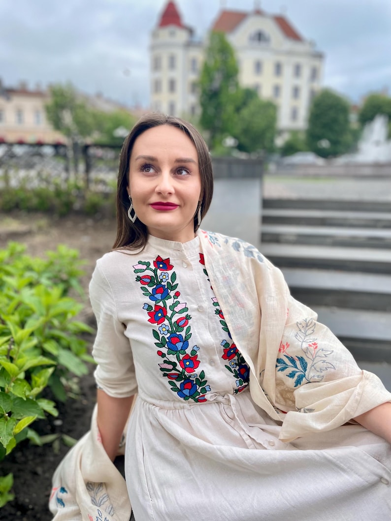 Embroidered сream рeadscarf for сhurch or liturgy