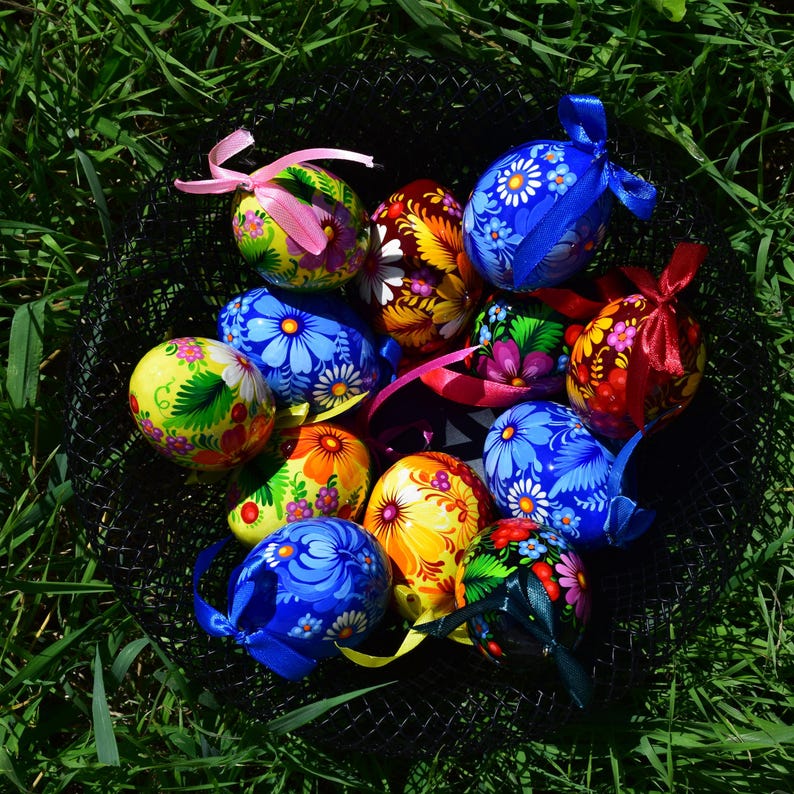 Set of 6 hand painted Easter egg ornaments with ribbons, Ukrainian folk floral wooden eggs, Gift boxed spring decor