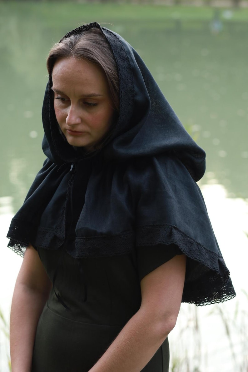 Black linen hooded capelet with lace trim, Victorian cottagecore hood shawl, Modest head covering, Renaissance costume cloak wrap