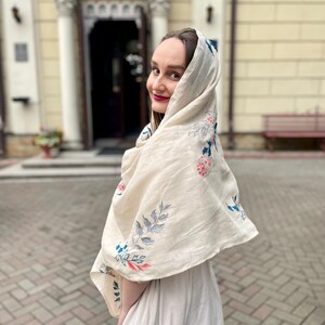 Embroidered сream рeadscarf for сhurch or liturgy