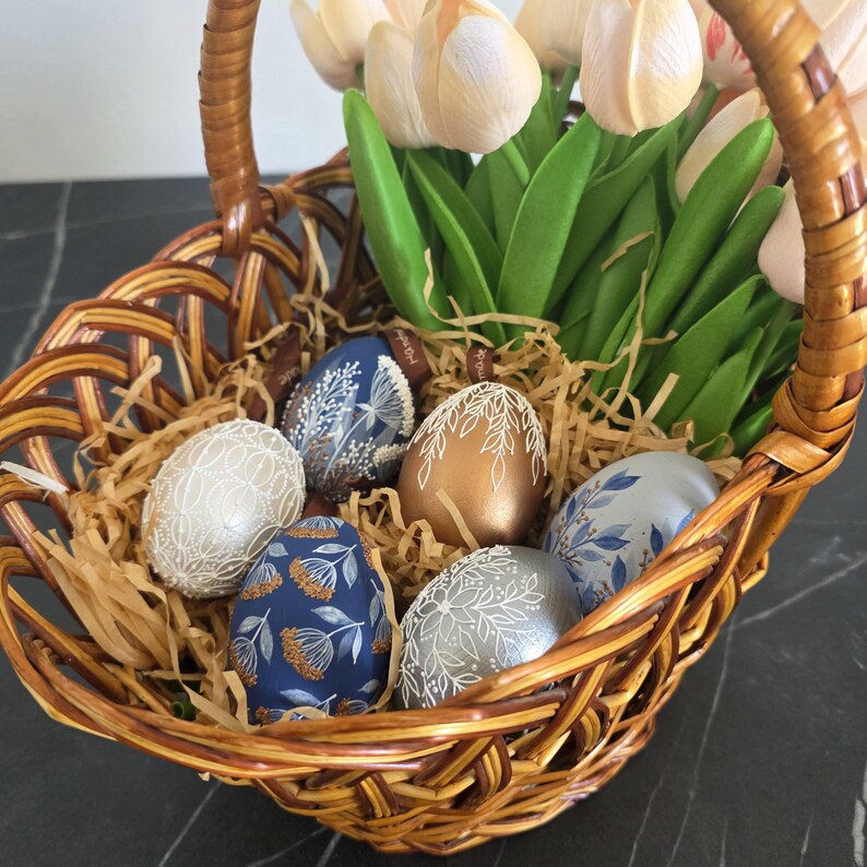 Hand painted decorative eggs set, Blue botanical Easter decor, Handmade spring table accent, Artisan holiday home decoration