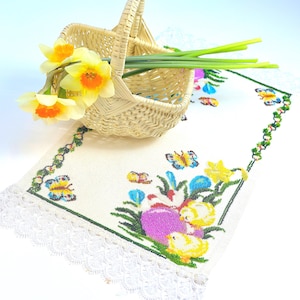 Hand Beaded Spring Basket Cover with Floral and Chick Design, Decorative Linen-Style Basket Liner