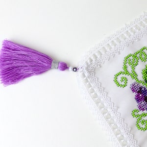 Handmade Beaded Easter Basket Cover, Floral Embroidery, Orthodox Ukrainian Decor imagen 5