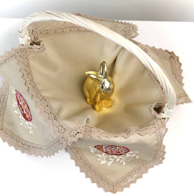 Beige Easter basket cover, Cotton Pascha basket cover, Greek Easter decor, Ukrainian Easter souvenir, Greek Easter gifts, Embroidered napkin bild 2