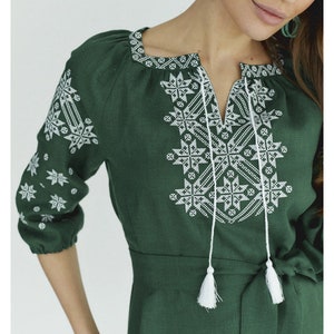 Green Linen Embroidered Dress for Women. Ukrainian Vyshyvanka Dress with White Geometric Folk Embroidery. Blue linen ukrainian dress with belt and mid-thigh length.