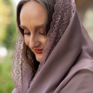 Elegant mauve chiffon mantilla with lace trim