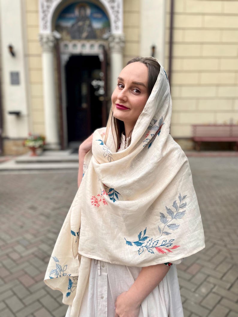 Embroidered сream рeadscarf for сhurch or liturgy