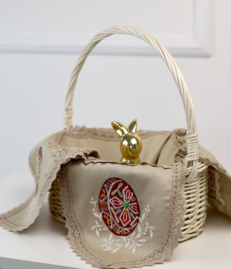 Beige Easter basket cover, Cotton Pascha basket cover, Greek Easter decor, Ukrainian Easter souvenir, Greek Easter gifts, Embroidered napkin bild 4