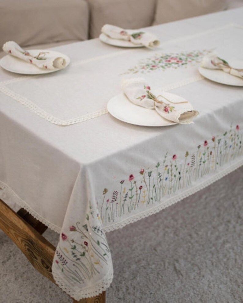 Natural Beige Linen Runner with Wildflower Embroidery and Crochet Lace Edge, Rustic Farmhouse Spring Dining Decor, Boho Topper Centerpiece