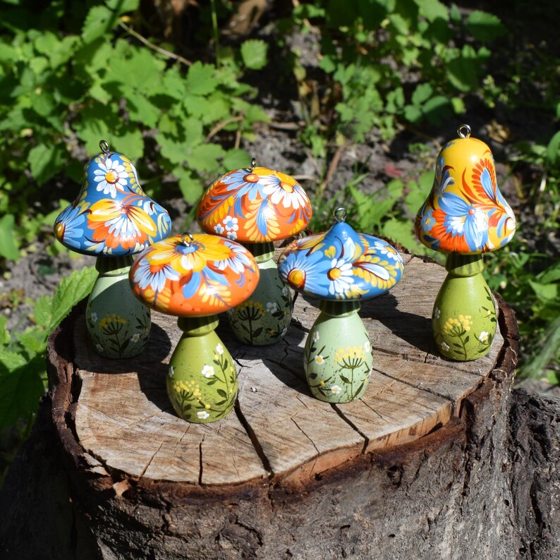 Set of 6 hand painted wooden mushroom ornaments, Folk floral woodland decor, Hanging decorations, Gift boxes cottagecore forest accents