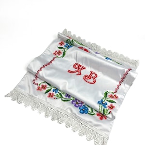 Beaded Satin Easter Basket Cover with Floral Embroidery and Red Pysanka Design, Handcrafted Christian Holiday Decor with Cyrillic Letters