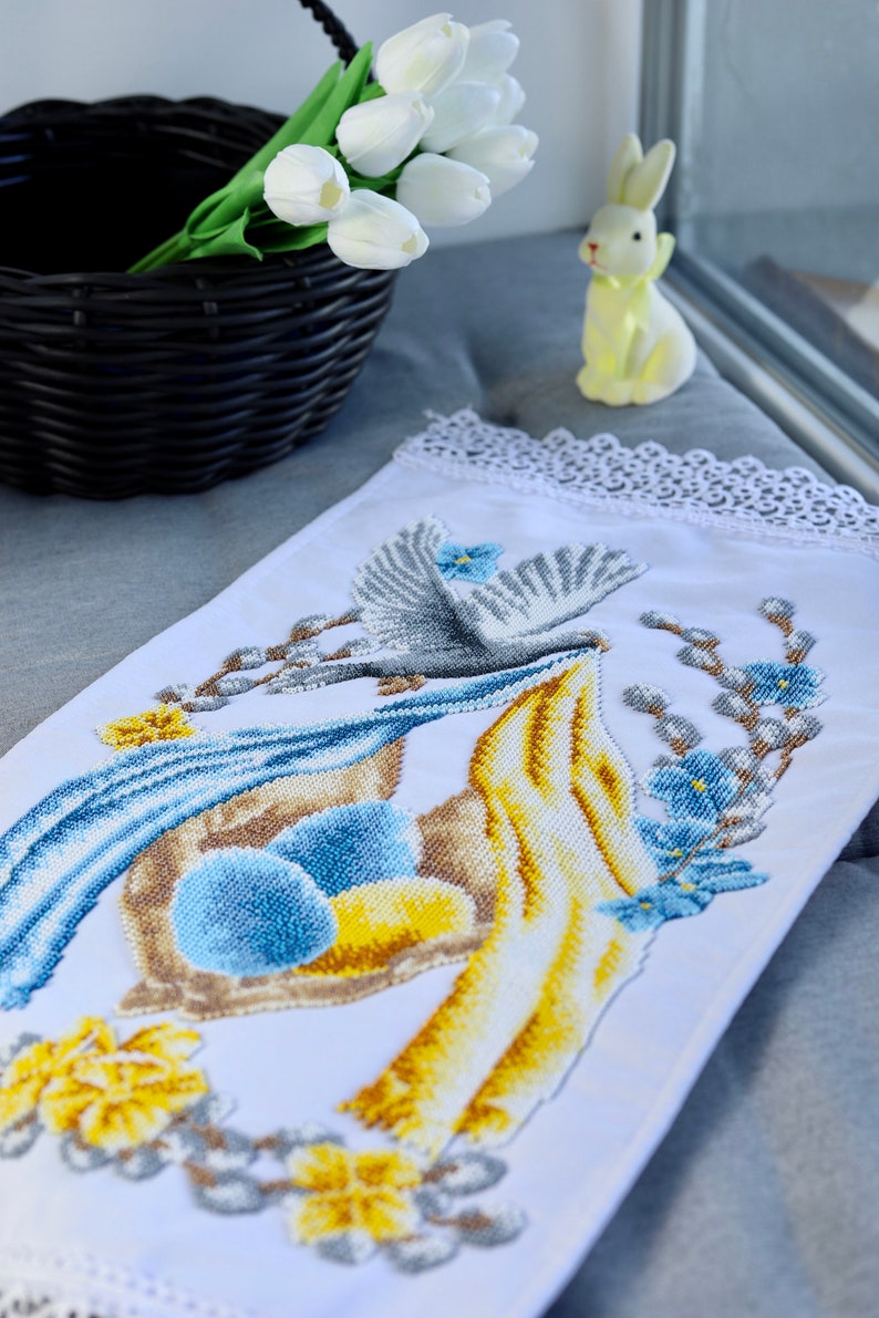 Embroidered Easter Basket Cover