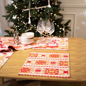 Set of 2 christmas cloth napkins with red yellow scandinavian gnomes, Reusable holiday dinner napkins, Nordic table linens festive decor