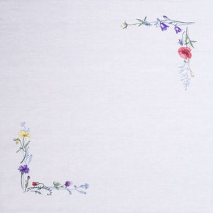 Linen Tablecloth and Napkin Set with Wildflower Embroidery – Rustic Floral Dining Table Set, Country Cottage Style Table Linen Decor