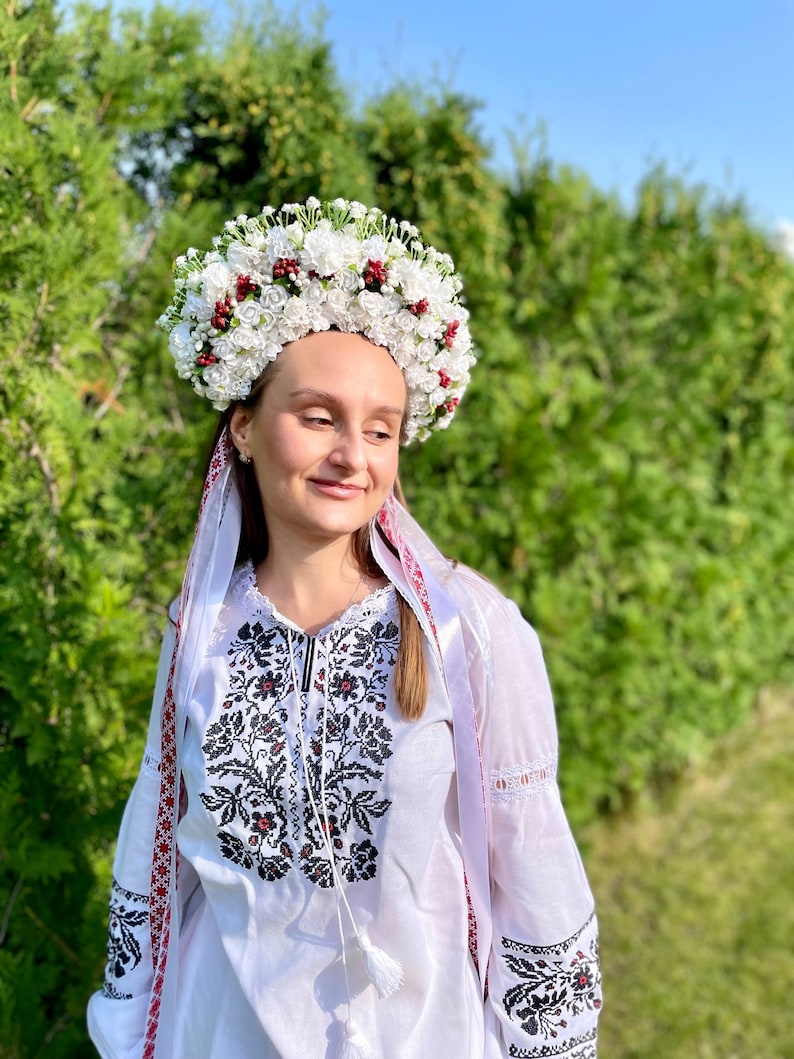 Wedding floral tiara
