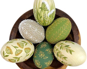 Hand-painted wooden Easter eggs with floral patterns, Decorative spring eggs set, Unique Ukrainian Pysanky inspired art, Rustic home decor