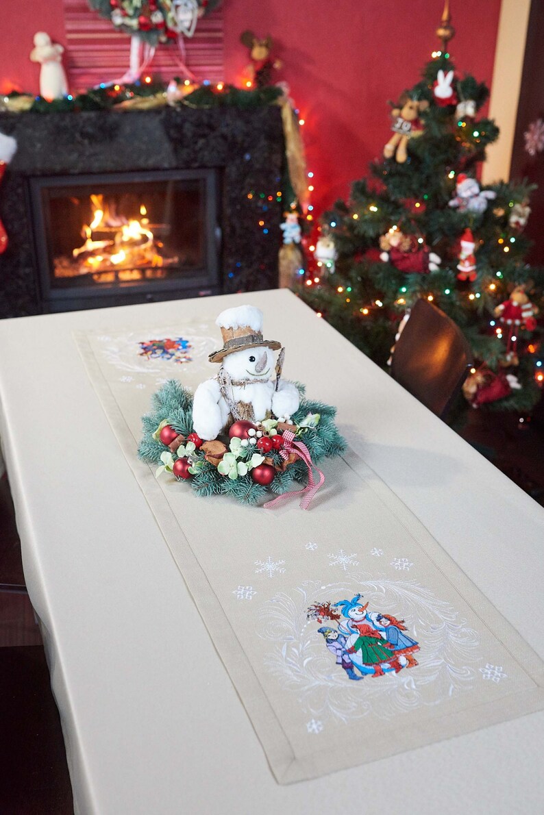 Festive beige cotton centerpiece cover with holiday winter scenes