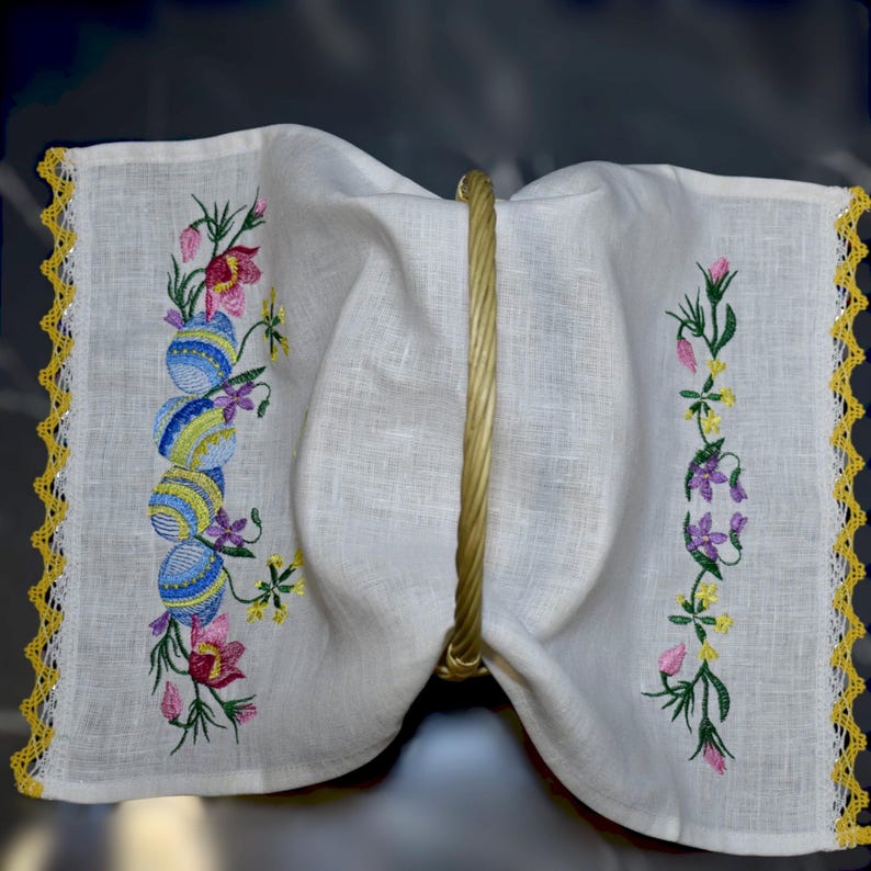 Linen Pascha basket cover, Embroidered white linen Greek Easter decor with floral motifs, and Easter egg design, Festive spring home decor imagen 8