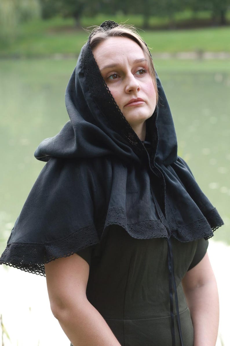 Black linen hooded capelet with lace trim, Victorian cottagecore hood shawl, Modest head covering, Renaissance costume cloak wrap