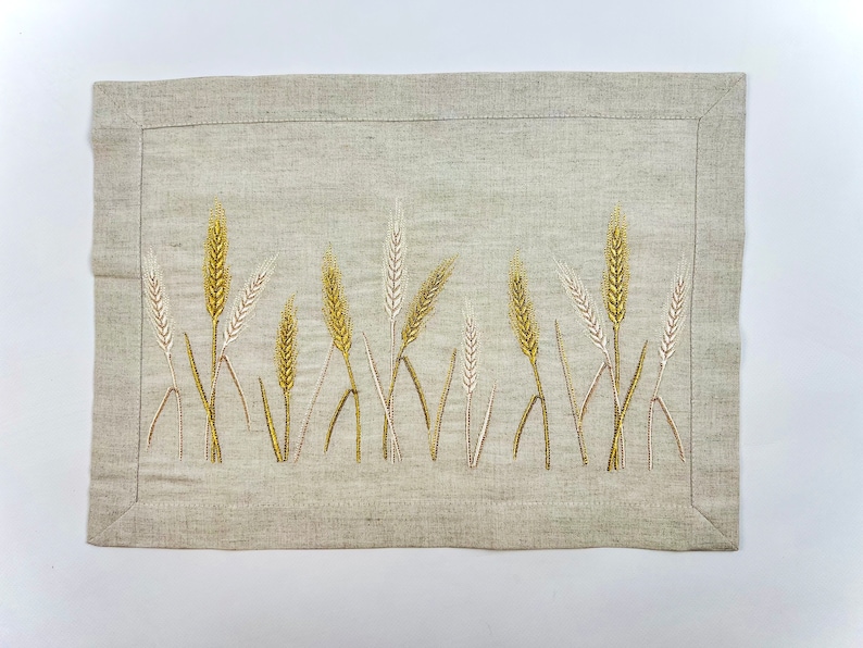 Embroidered Wheat Linen Napkins, Beige Farmhouse Kitchen Decor, Set of 6 afbeelding 1