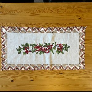 Linen Table Runner with Embroidered Red Berries and Crochet Lace